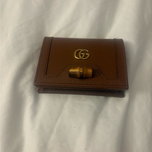 Gucci Brown Leather Wallet with Gold Logo - Picture 8 of 16